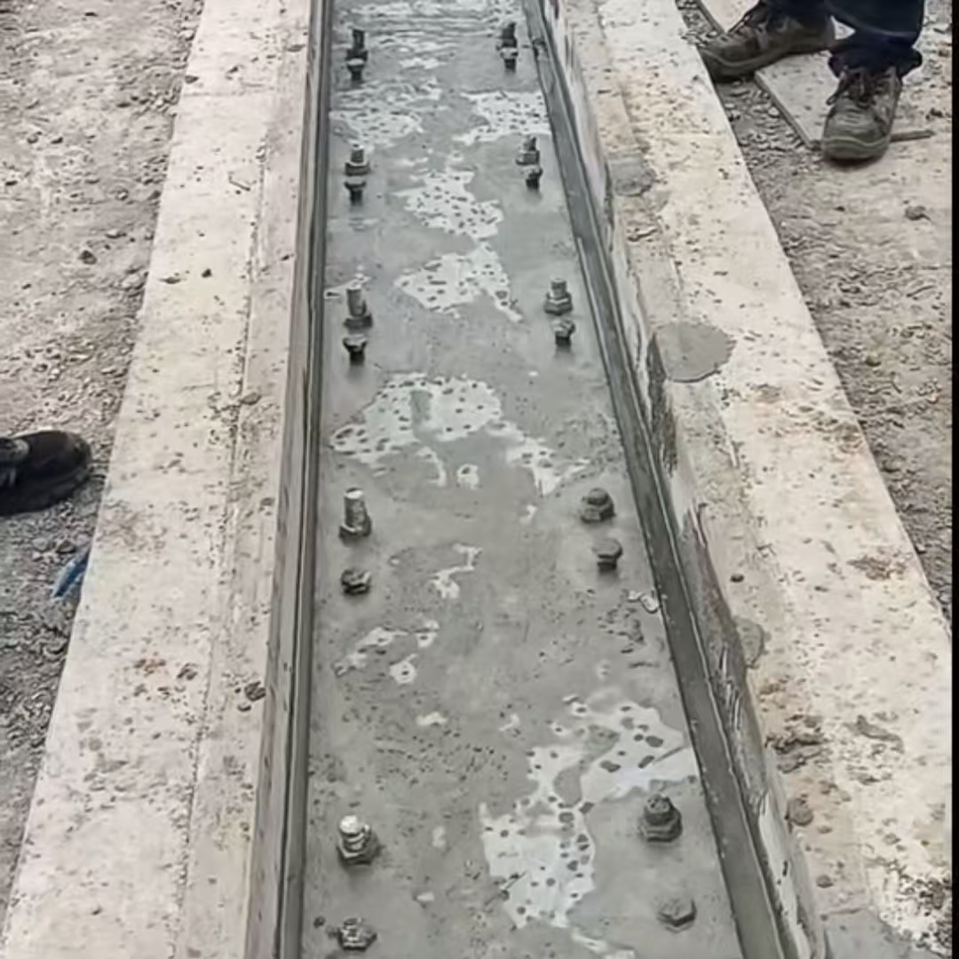 华池港口码头起重机龙门吊重型机械设备稳固用早强快凝轨道胶泥